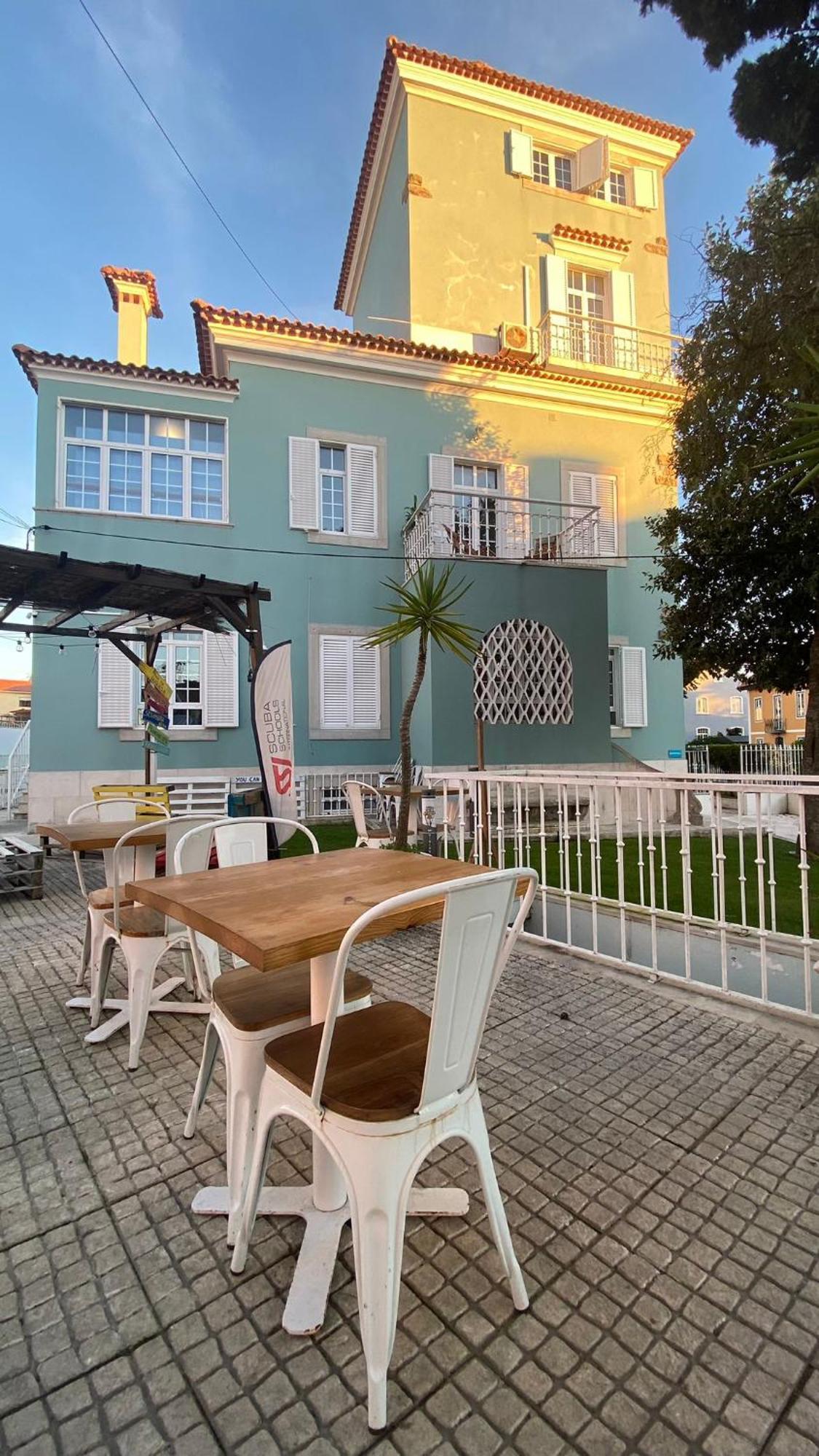 Impact Beach House Estoril Eksteriør billede