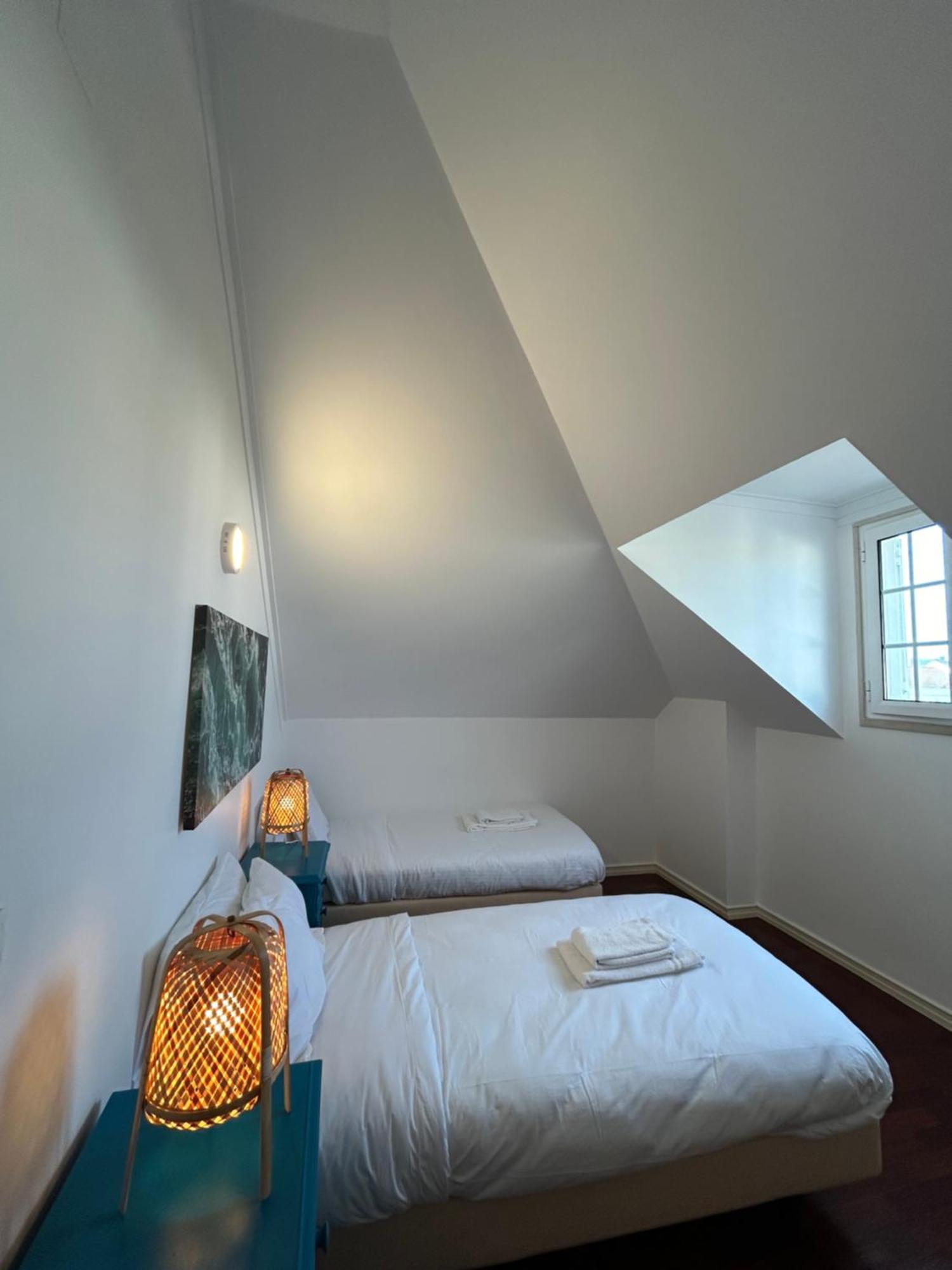 Impact Beach House Estoril Eksteriør billede